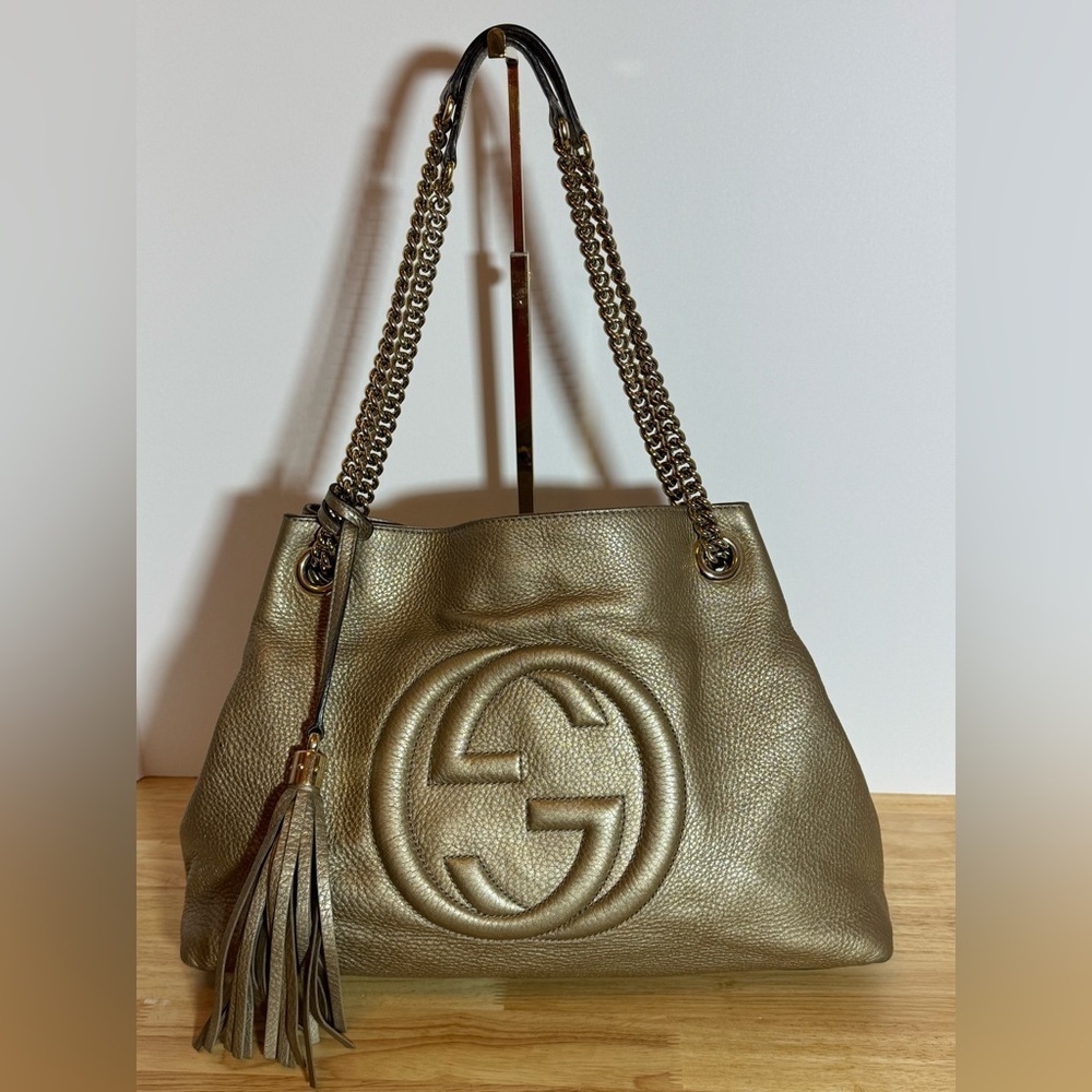 AUTHENTIC Gucci Metallic Gold SoHo Shoulder Bag